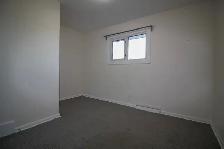 BIG 3 BEDROOM Suite for Rent in East Kildonan, Winnipeg - Photo 7