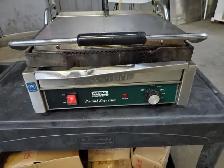 Waring Wpg250 Commercial Panini Express Grooved Plates 120v