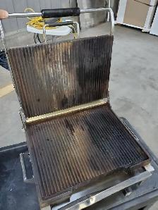 Waring Wpg250 Commercial Panini Express Grooved Plates 120v - Photo 8