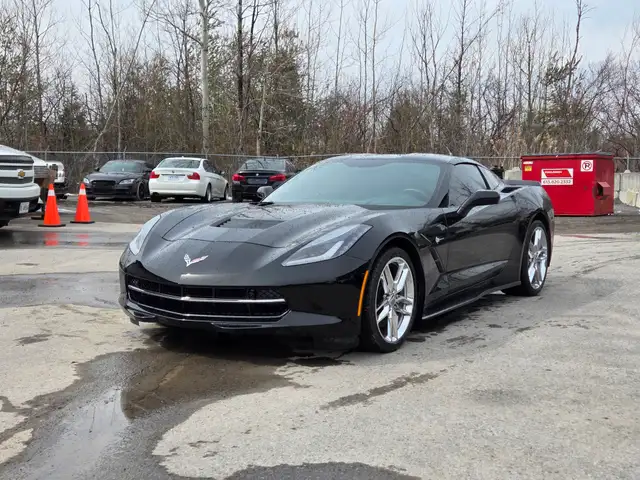2016 Chevrolet Corvette - LOW MILEAGE, FULLY LOADED, MANUAL