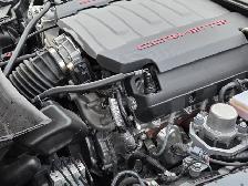 2016 Chevrolet Corvette - LOW MILEAGE, FULLY LOADED, MANUAL - Photo 19