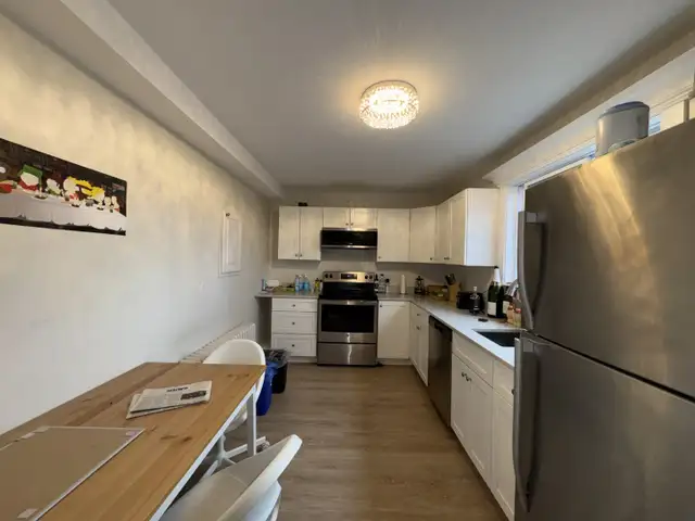 26-003 Spacious flat in South End Halifax - Photo 6