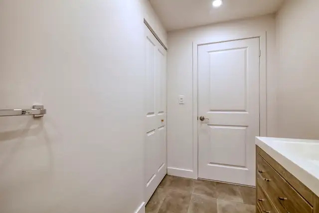 Beautiful renovated studio by the Lachine canal - ID 4449 - Photo 2