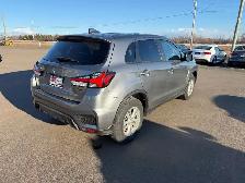 2022 Mitsubishi RVR - Photo 4