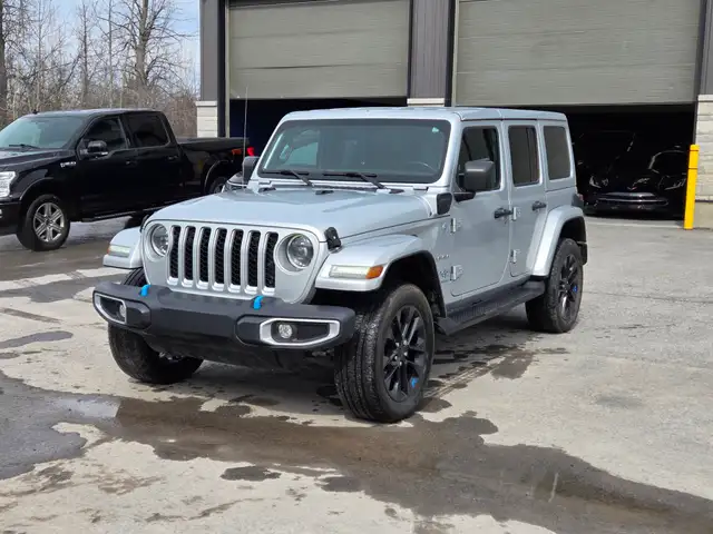 2023 Jeep Wrangler 4xe - CLEAN CARFAX, FULLY LOADED, HYBRID 4X4