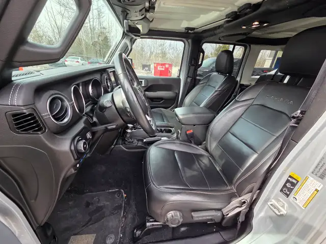 2023 Jeep Wrangler 4xe - CLEAN CARFAX, FULLY LOADED, HYBRID 4X4 - Photo 10