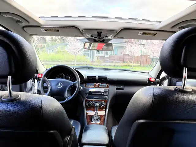 2005 Mercedes Benz C 240 4Matic - Photo 7