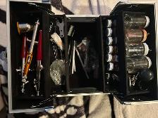 ONE STILL NEW AIR BRUSH KIT AN CASEAS PICTURED - Photo 4