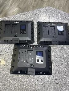 Viltrox VL-200T 3X LED Light Tropod Pack In Carrying Case - Photo 3