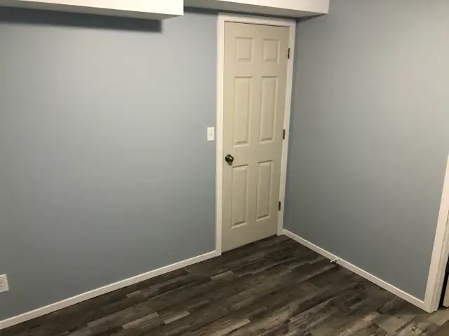 Room for rent in quiet & well kept home - Photo 2