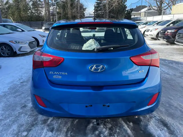 2017 Hyundai Elantra GT SE ( AUTOMATIQUE - 145 000 KM ) - Photo 5