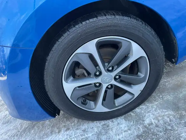 2017 Hyundai Elantra GT SE ( AUTOMATIQUE - 145 000 KM ) - Photo 8