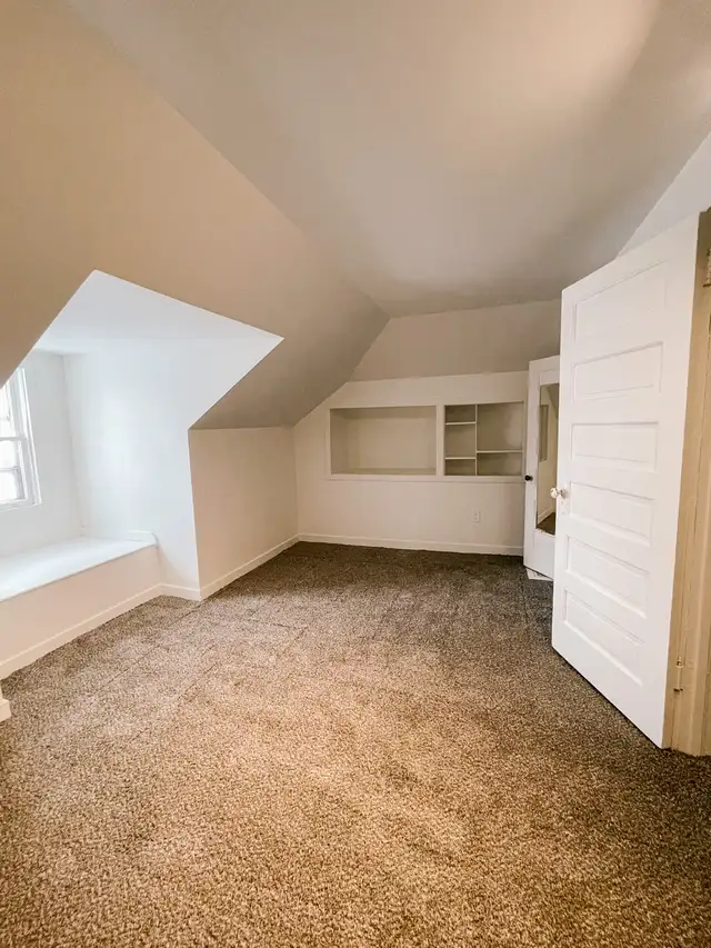 3 Bedroom House in SW - Photo 9