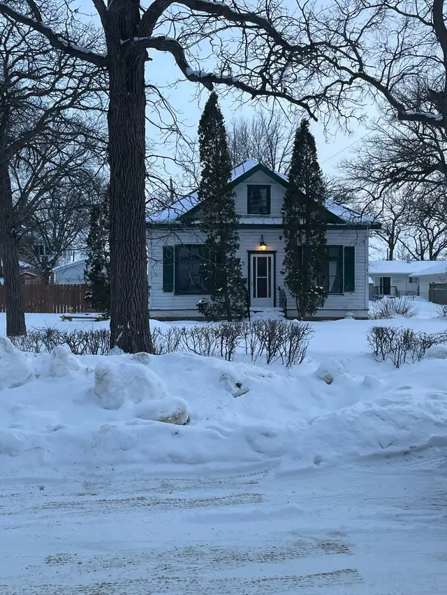 3 Bedroom House in SW - Photo 10