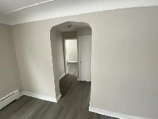 JUST RENOVATED - Bright & Spacious 2bdrm APT move in ready! - Photo 4