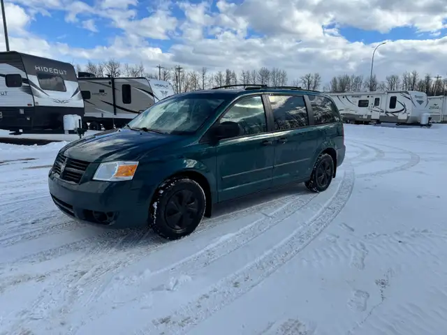 2009 Dodge Grand Caravan SE - 106,800 KMS