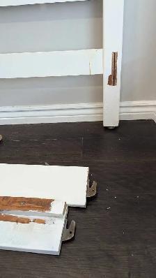 FREE Single Bed wood pick up Kennedy and Ellesmere - Photo 2