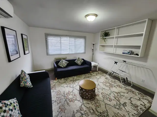 ALL INCLUSIVE ! DOWNTOWN 6 BED RENTAL