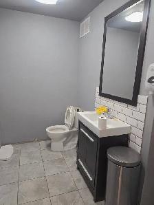 WHYTE AVE RETAIL/OFFICE/CAFE SPACES - Photo 7