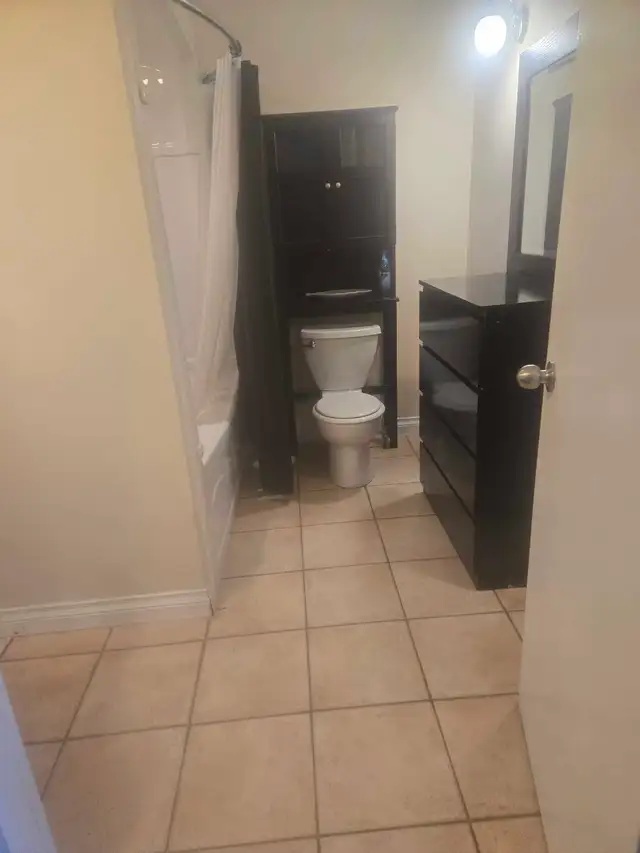 for rent - Photo 3