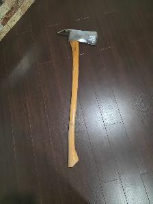 Fire Axe - Photo 3