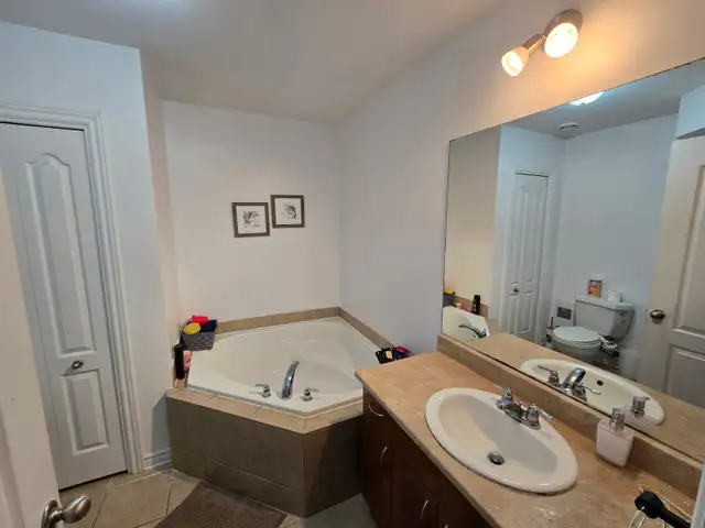 Grand 4 1/2 à louer – 5322 Jacques-Plante, Laval (Chomedey) – 1 - Photo 2