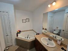 Grand 4 1/2 à louer – 5322 Jacques-Plante, Laval (Chomedey) – 1 - Photo 2