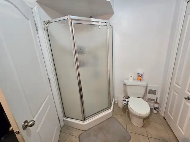 Grand 4 1/2 à louer – 5322 Jacques-Plante, Laval (Chomedey) – 1 - Photo 3