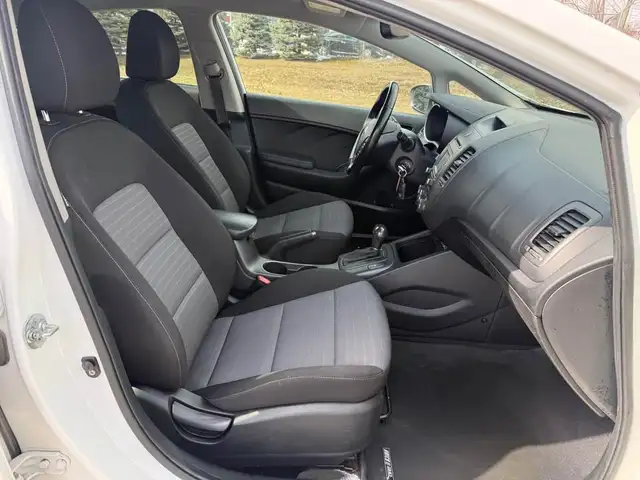 2014 Kia Forte 2014 KIA FORTE , 124.000 KM ,  AUTOMATIQUE  ,  4 - Photo 11