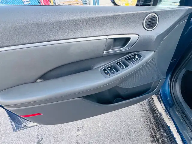 2022 Hyundai Sonata Sport SEL PLUS, 1.6L, Clean Carfax, Remote S - Photo 11