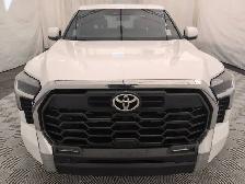 2025 Toyota Tundra - Photo 2