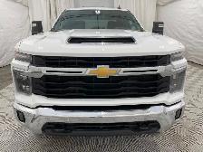 2025 Chevrolet Silverado 3500HD - Photo 2