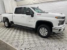 2025 Chevrolet Silverado 3500HD - Photo 3