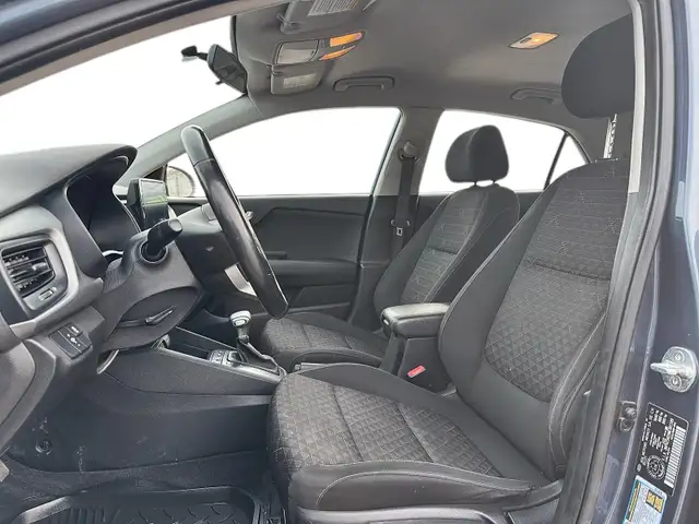 2021 Kia Rio LX  LX  | Hatchback | Heated Seats - Photo 10