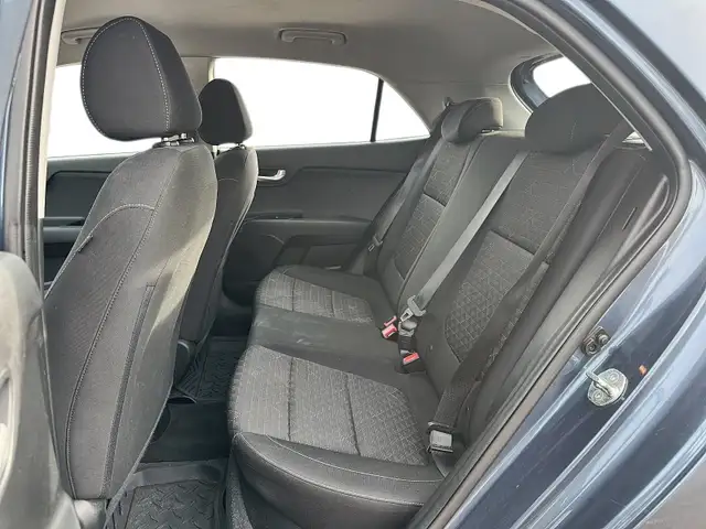 2021 Kia Rio LX  LX  | Hatchback | Heated Seats - Photo 11