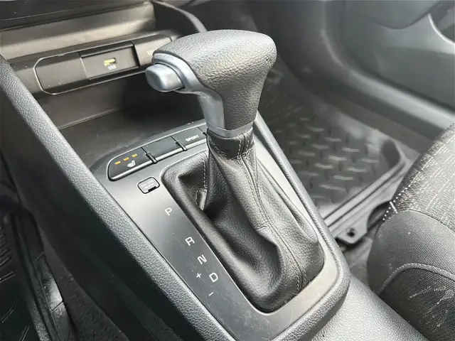 2021 Kia Rio LX  LX  | Hatchback | Heated Seats - Photo 17