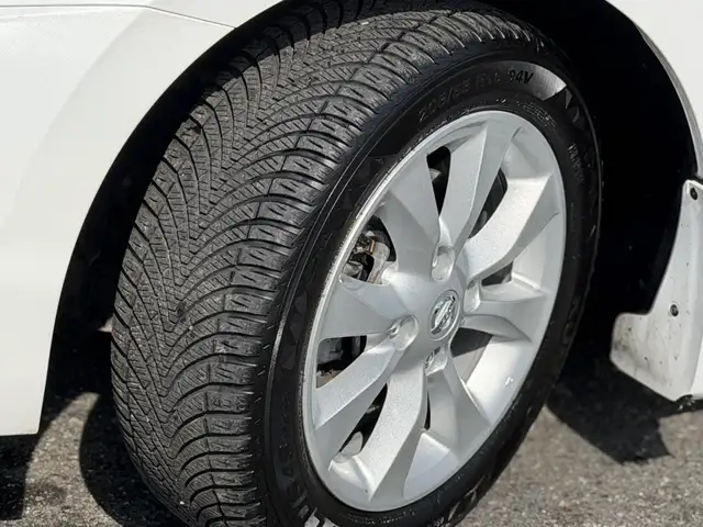 2012 Nissan Sentra 4dr Sdn I4 CVT 2.0 S, LOW KM, 10,000 KM COMPR - Photo 23
