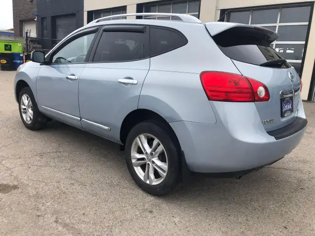 2012 Nissan Rogue SV - Photo 4