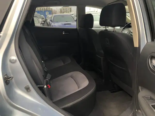 2012 Nissan Rogue SV - Photo 8