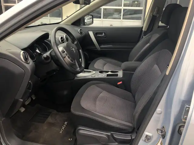 2012 Nissan Rogue SV - Photo 10