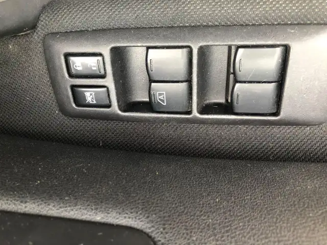 2012 Nissan Rogue SV - Photo 11