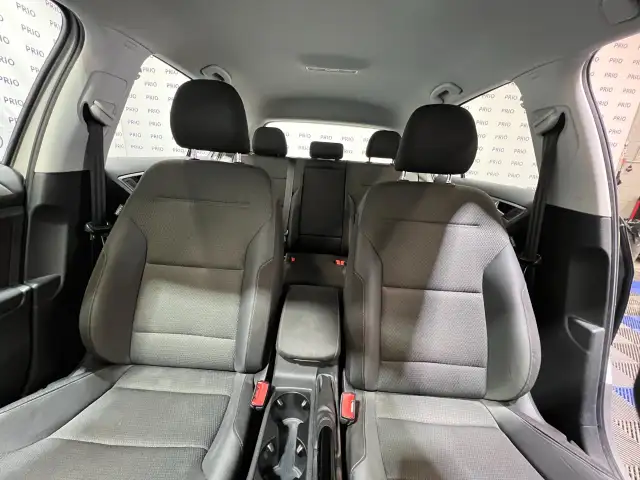 2016 Volkswagen Golf - Photo 19