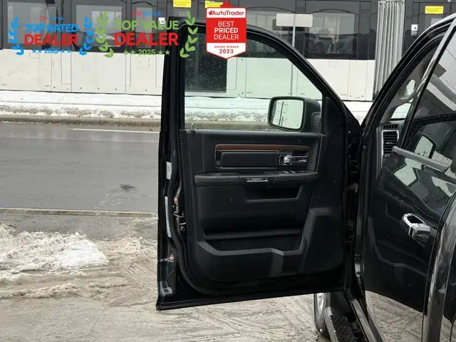2016 Ram 1500 LARAMIE | ALPINE SOUND | SUNROOF | LOADED - Photo 13