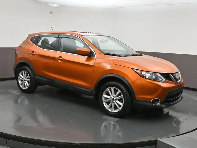 2019 Nissan Qashqai ALLOY WHEELS BACKUP CAMERA & MORE!