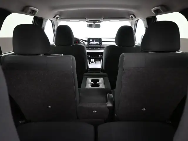 2024 Mitsubishi Outlander ES HEATED SEATS ALLOT WHEELS APPLE CAR - Photo 24