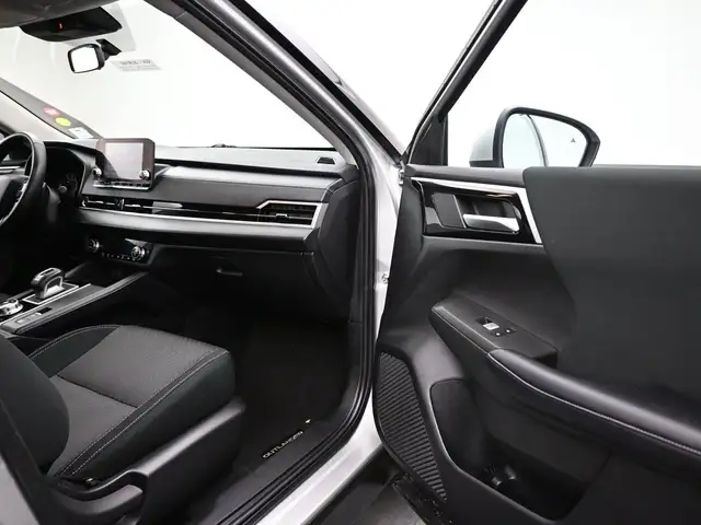 2024 Mitsubishi Outlander ES HEATED SEATS ALLOT WHEELS APPLE CAR - Photo 28