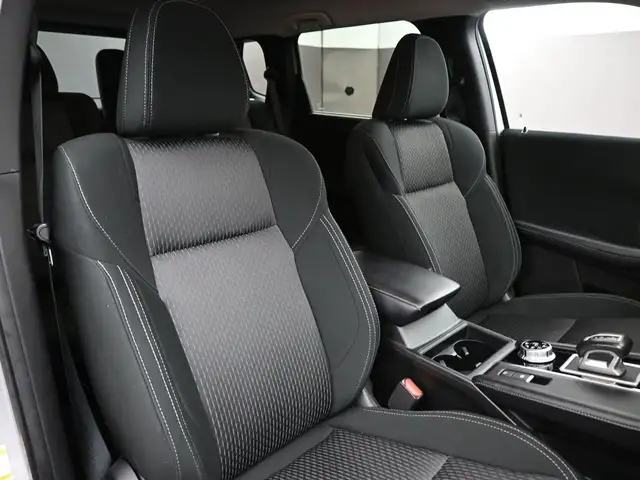 2024 Mitsubishi Outlander ES HEATED SEATS ALLOT WHEELS APPLE CAR - Photo 29