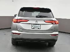 2024 Mitsubishi Outlander ES HEATED SEATS ALLOT WHEELS APPLE CAR - Photo 32