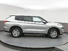 2024 Mitsubishi Outlander ES HEATED SEATS ALLOT WHEELS APPLE CAR - Photo 34
