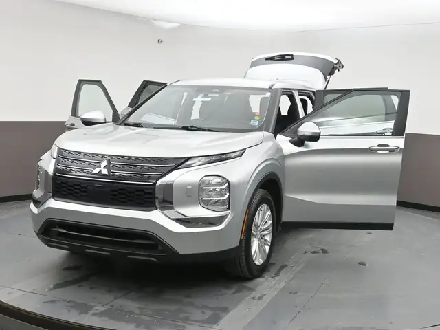 2024 Mitsubishi Outlander ES HEATED SEATS ALLOT WHEELS APPLE CAR - Photo 53